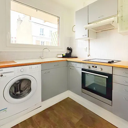 Apartament Charming Parisian In The Heart Of The 20th Arrondissement